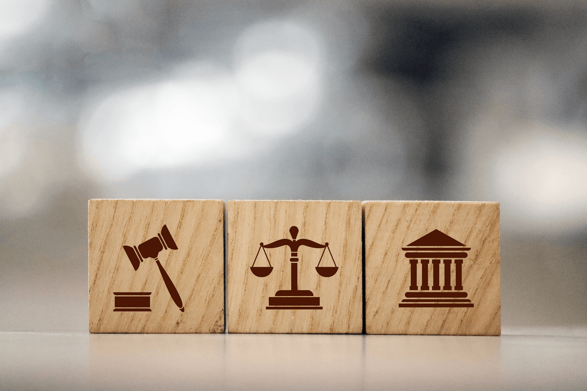 Como funcionam as leis no Brasil e como elas se diferenciam das normas?